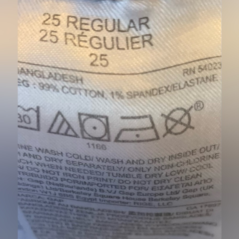 Gap 1969 Girlfriend Distressed Blue Jeans - Picture 6 of 9